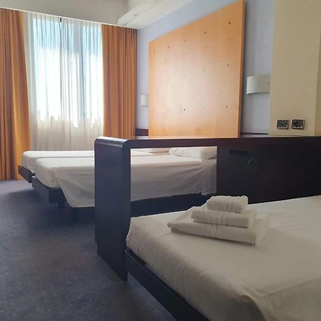 Hotel Imperatori Ρώμη Εξωτερικό φωτογραφία