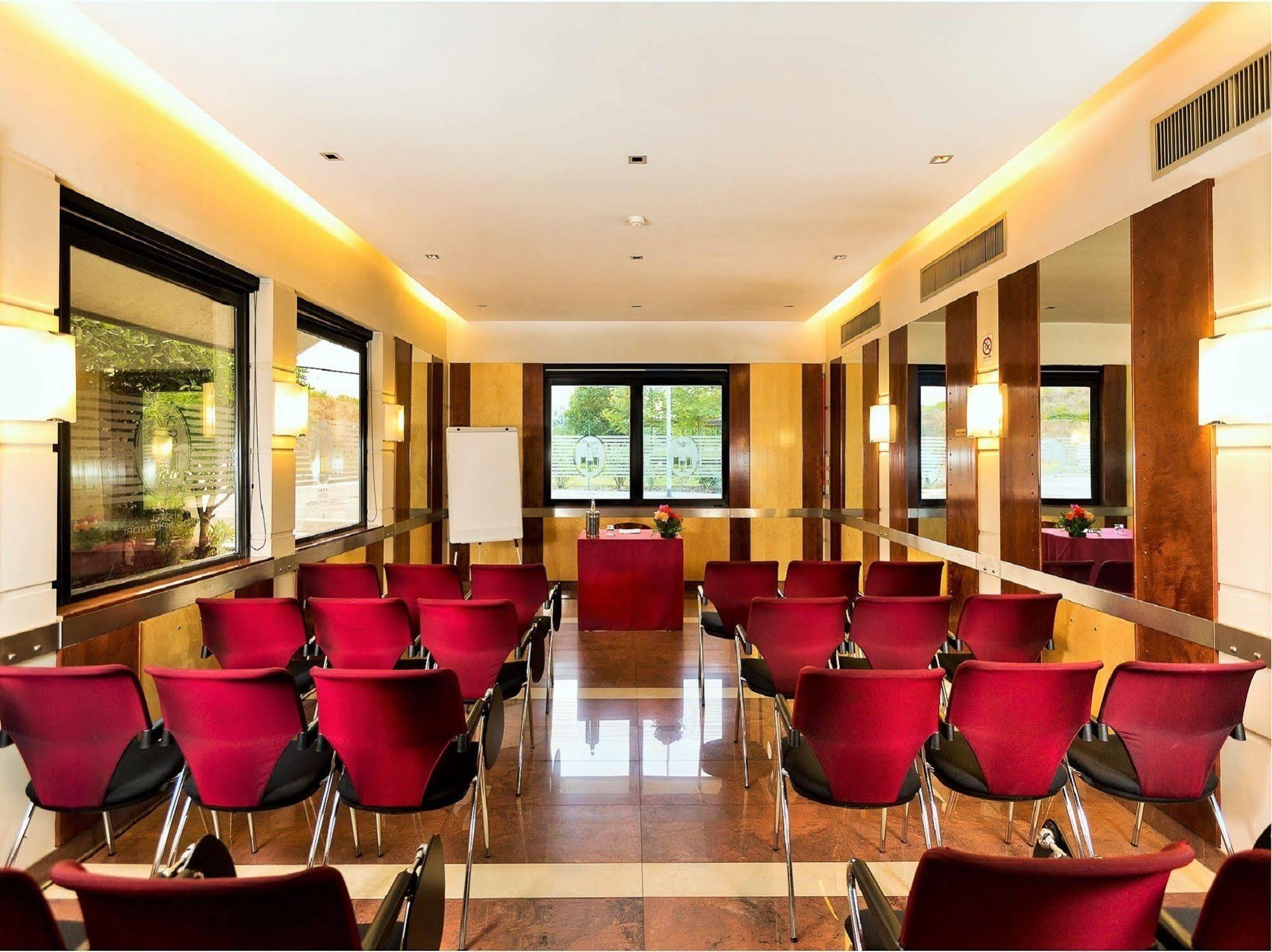 Hotel Imperatori Ρώμη Εξωτερικό φωτογραφία